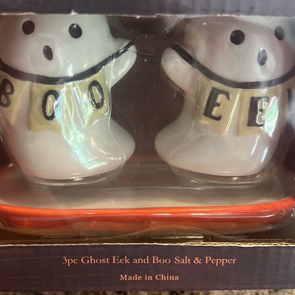 Halloween Ghost Eek and Boo salt And Pepper Shakers - Picture 4 of 4